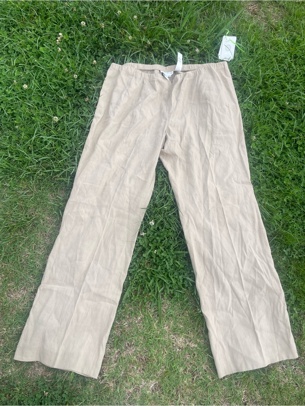 Doncaster women’s Linen-Blend Tan pants